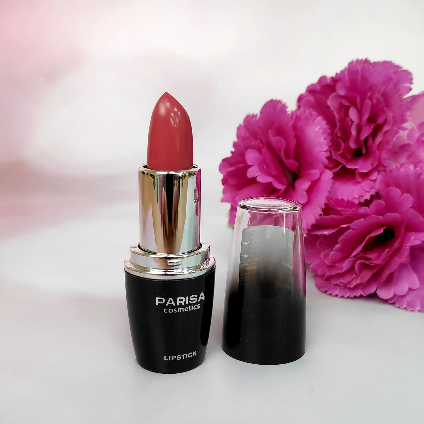 Помада для губ Parisa Creamy, с касторовым маслом, оттенок: 15 Натуральный глянец, 4мл